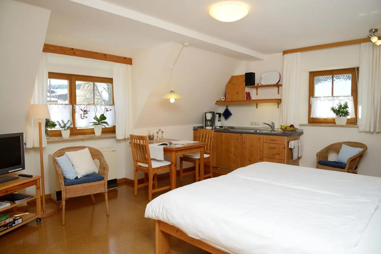 Apartment Gaestehaus Am Brombachsee Pfofeld