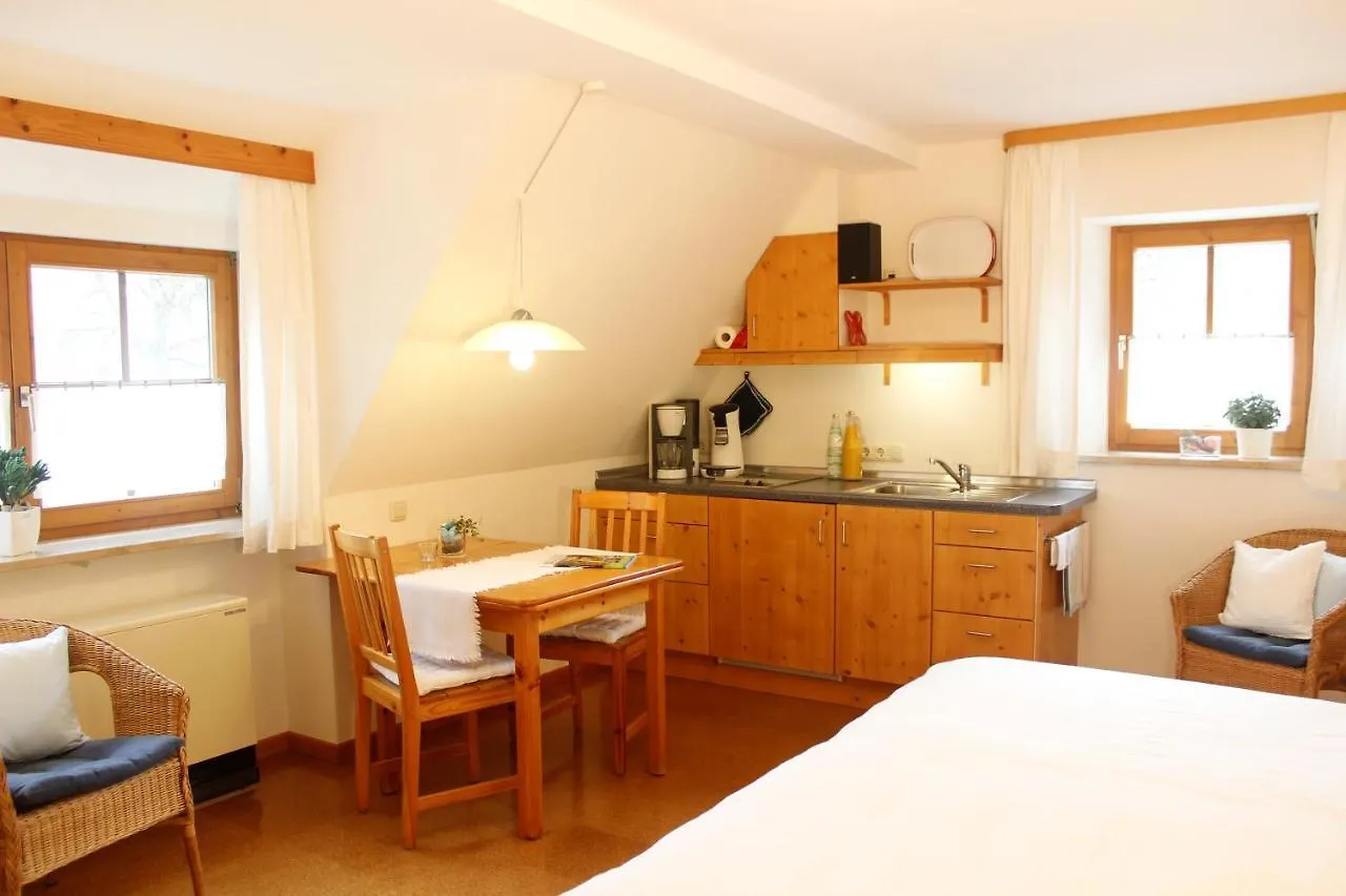 Apartment Gaestehaus Am Brombachsee Pfofeld